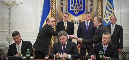 Chevron and Ukraine Set Shale Gas Deal